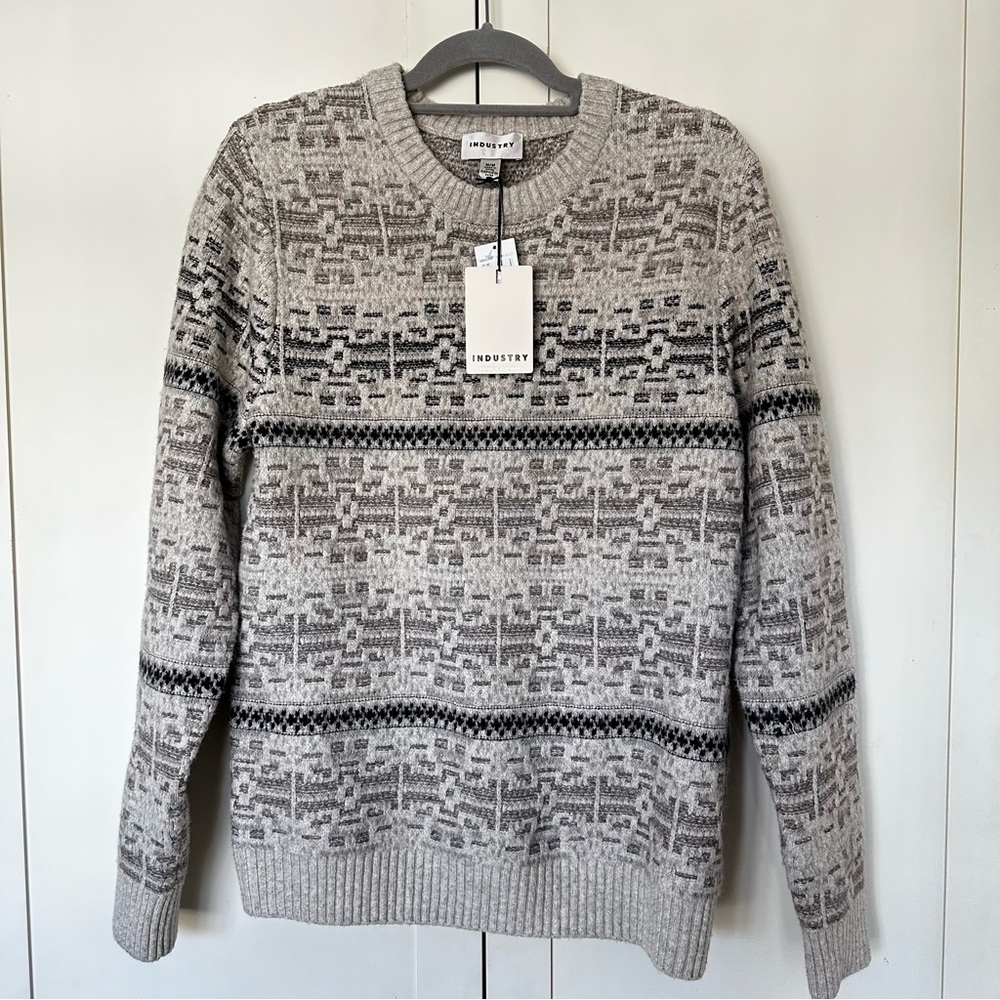 Industry Patterned Men’s Crew Neck Sweater NWT Size M Off White Cream Gray